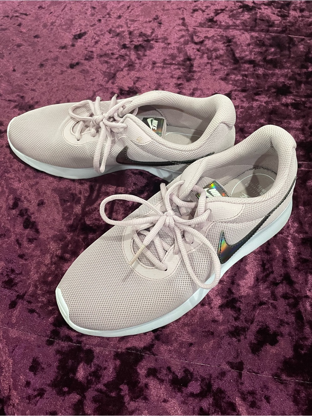 Nike Women's Light Mauve Mesh Sneakers with Iridescent Swoosh
